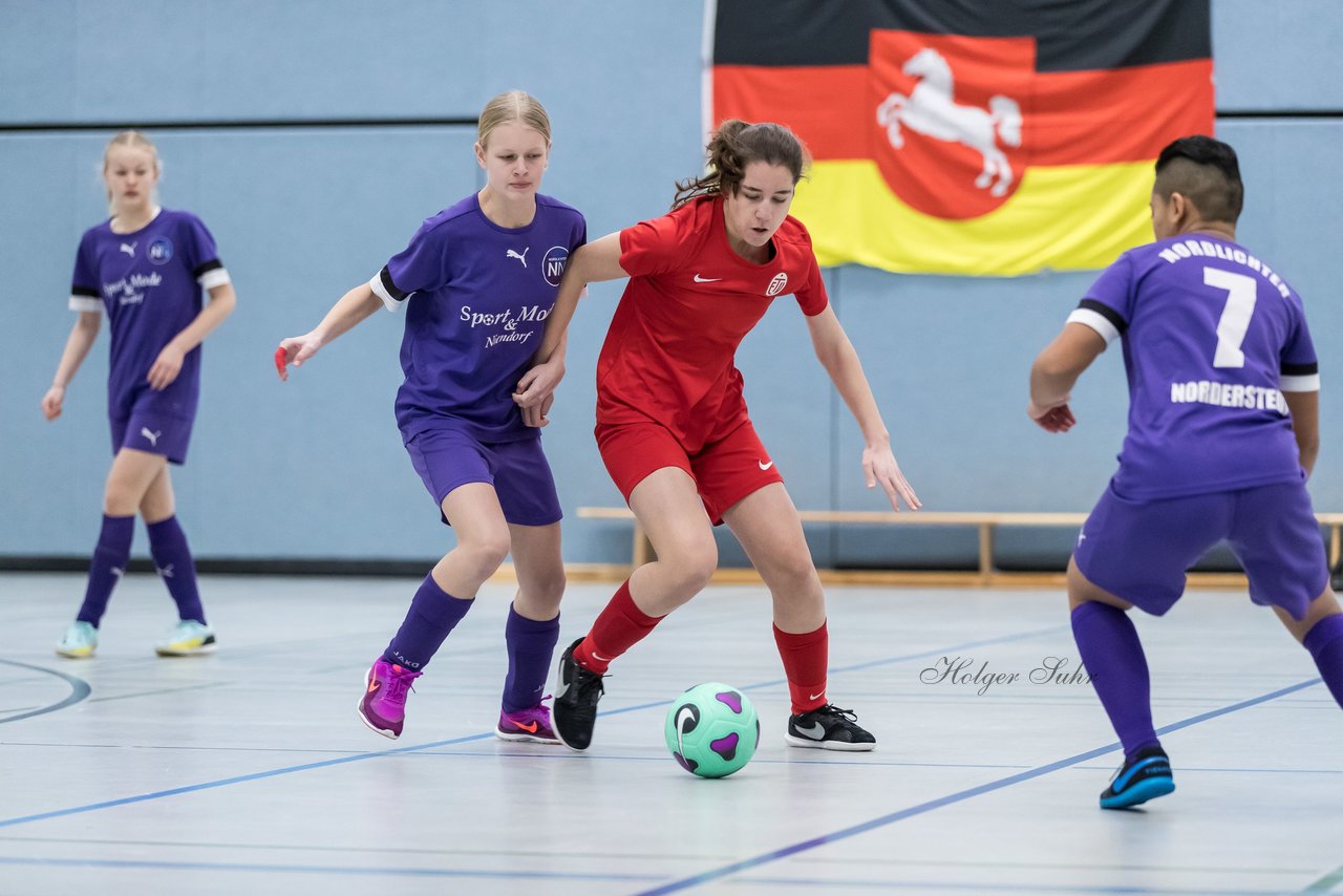 Bild 143 - C-Juniorinnen 2 Loewinnen Cup